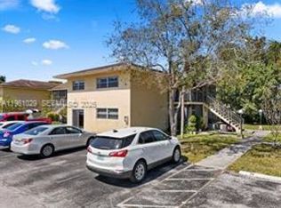 15639 SW 73rd Circle Ter APT 74, Miami, FL 33193
