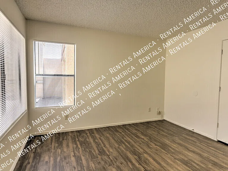 2950 W Avenida Destino — Photo 13