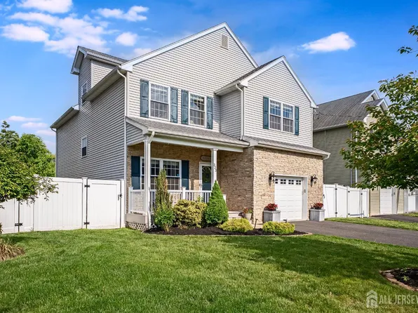 323 S Madison Ave, Dunellen, NJ 08812