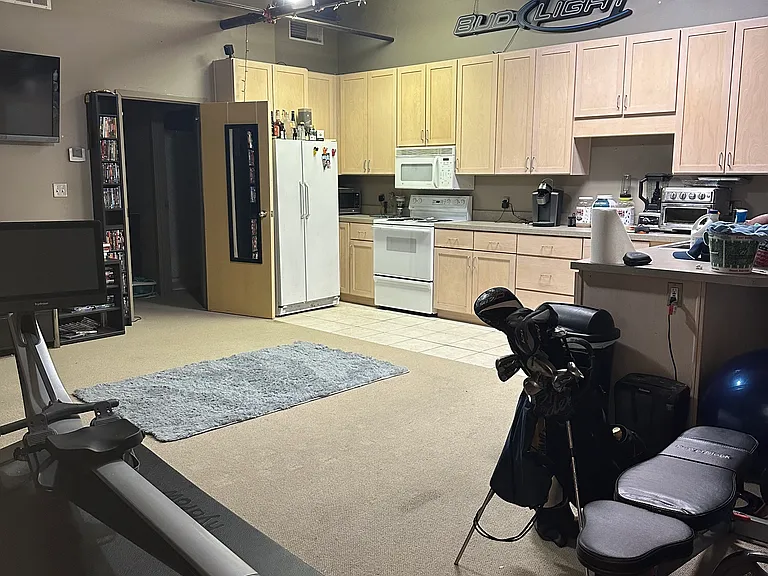 515 Cherry St #205 — Photo 6