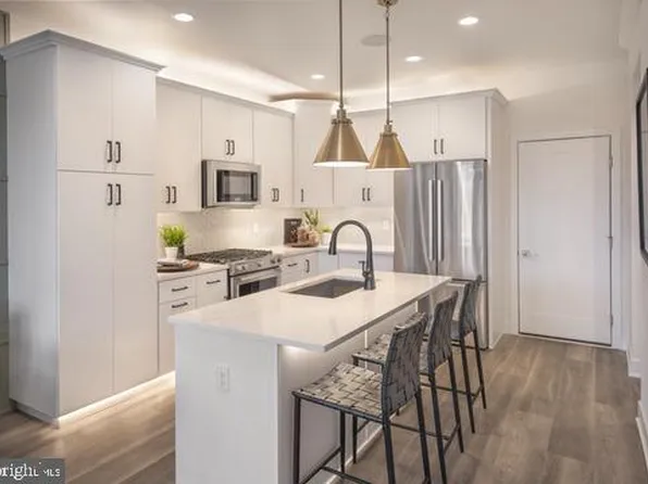 807 Laurens Aly #45, King Of Prussia, PA 19406