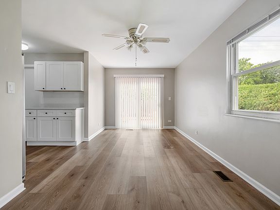 5th image of 818 Dunbar Ct