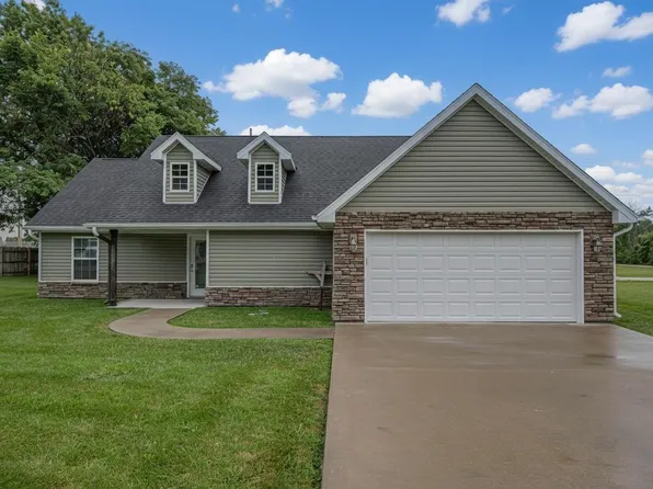1808 S Morley St, Moberly, MO 65270