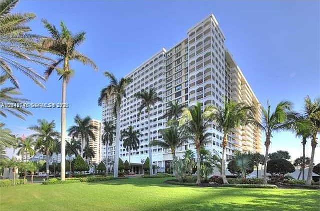 9801 Collins Ave #11O — Photo 22