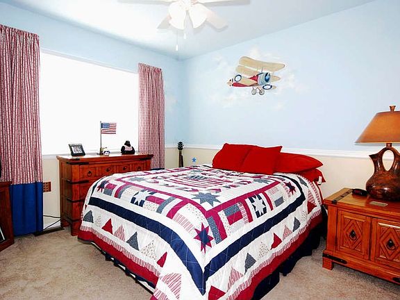 "Upper level 2nd bedroom."