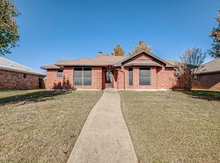 2609 Boardwalk Dr, Mesquite, TX 75181