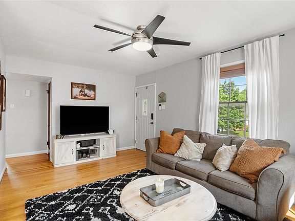 4th image of 2821 Mohattan Ln