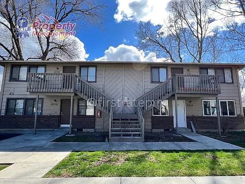 3219 Rose Hill St Photo 1
