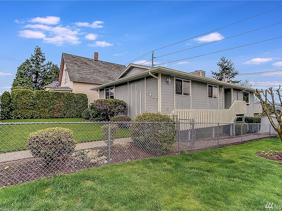 1st image of 1307 E Marine View Dr
