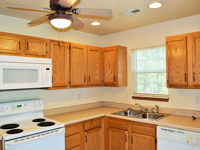 22545B Hollow Oak Ln — Photo 14