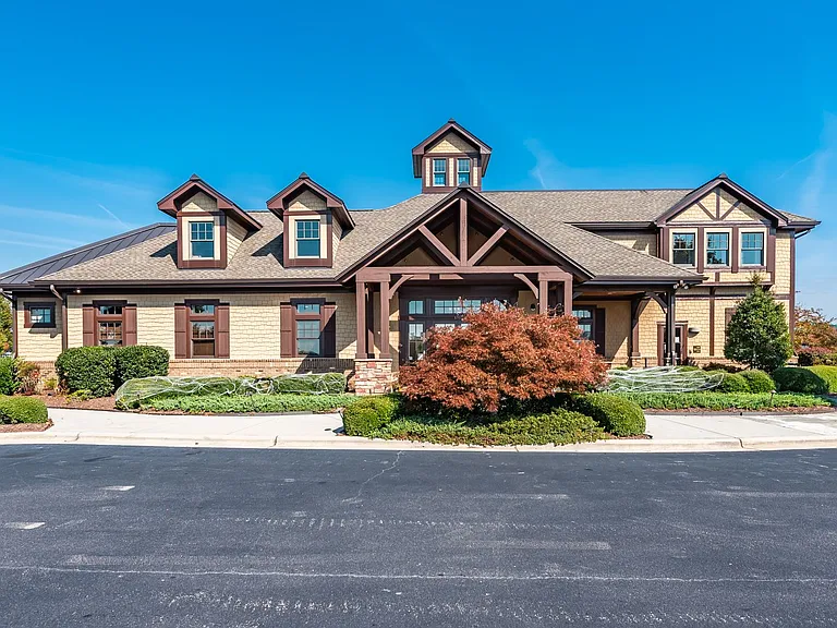 8329 Yaxley Hall Dr — Photo 14