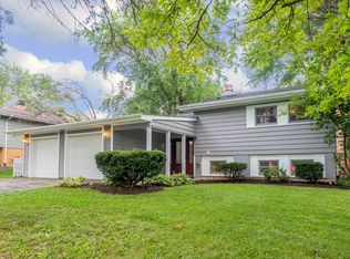 21W021 Marlborough Ln, Lombard, IL