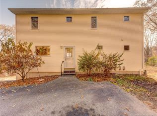 91 Insalaco Dr, Windham, CT 06280
