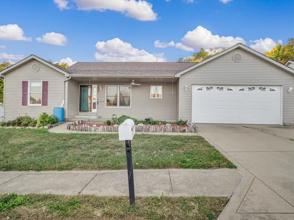 215 W Hunters Rdg, Valmeyer, IL 62295