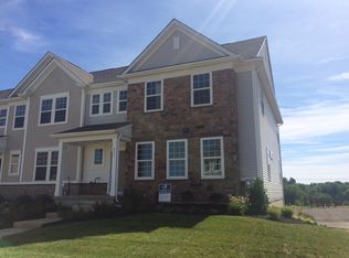 711 Sun Valley Ct #85, Chester Springs, PA 19425