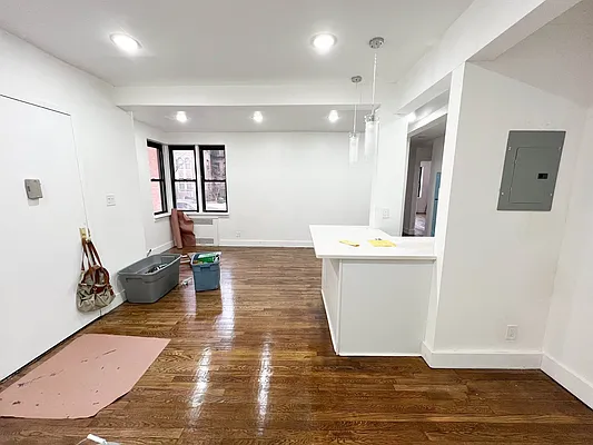 Rented by Station Cities | media 3