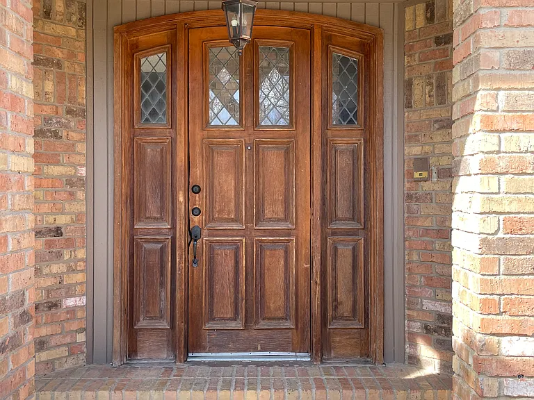 3714 Woodside Dr — Photo 1