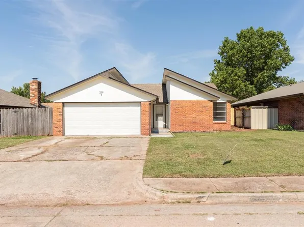 825 Mabel C Fry Blvd, Yukon, OK 73099