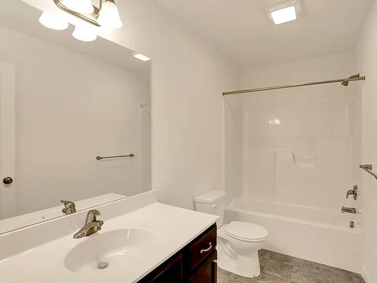 5300 Mendenhall Dr — Photo 18