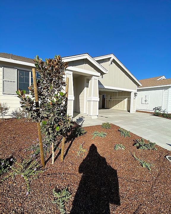 1st image of 5660 Peach Tree Dr