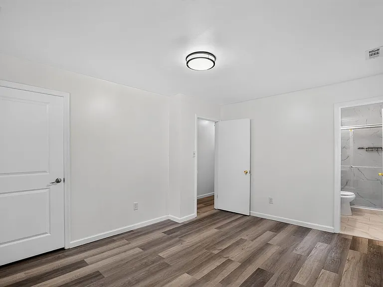 21465 Indian Bridge Rd — Photo 12