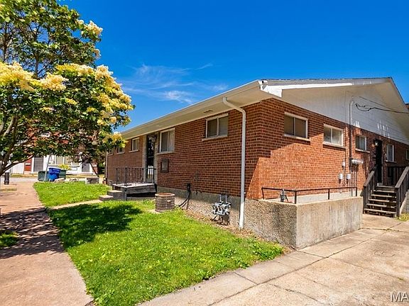 3rd image of 2121 Withnell Ave