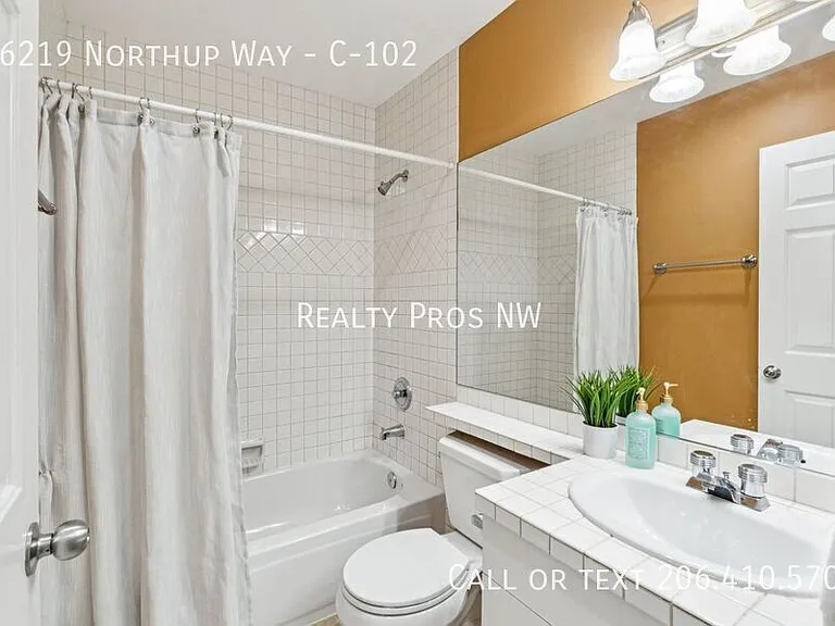 16219 Northup Way #C102 — Photo 32