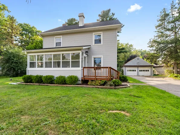 1050 Maynard Ave, Jackson, MI 49202