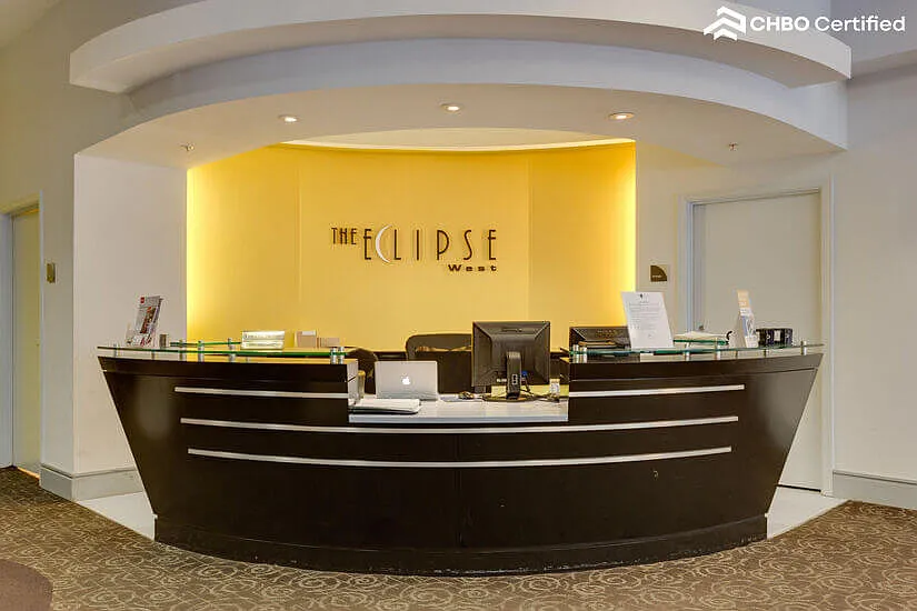 2 BR Furnished Condo in Crystal City — Photo 2