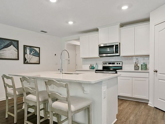 4th image of 12503 Loggia Ln #3986