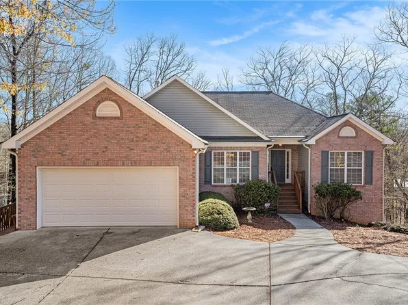 146 Fort Wayne Dr, Waleska, GA 30183