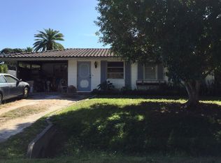 221 Garden Rd, Venice, FL 34293