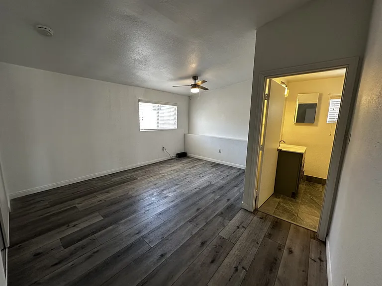 10374 Lake Summit Dr — Photo 11