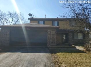 50 Wedgewood Rd, Matteson, IL 60443
