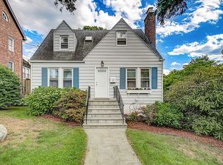 27 Keats Ave, Hartsdale, NY 10530