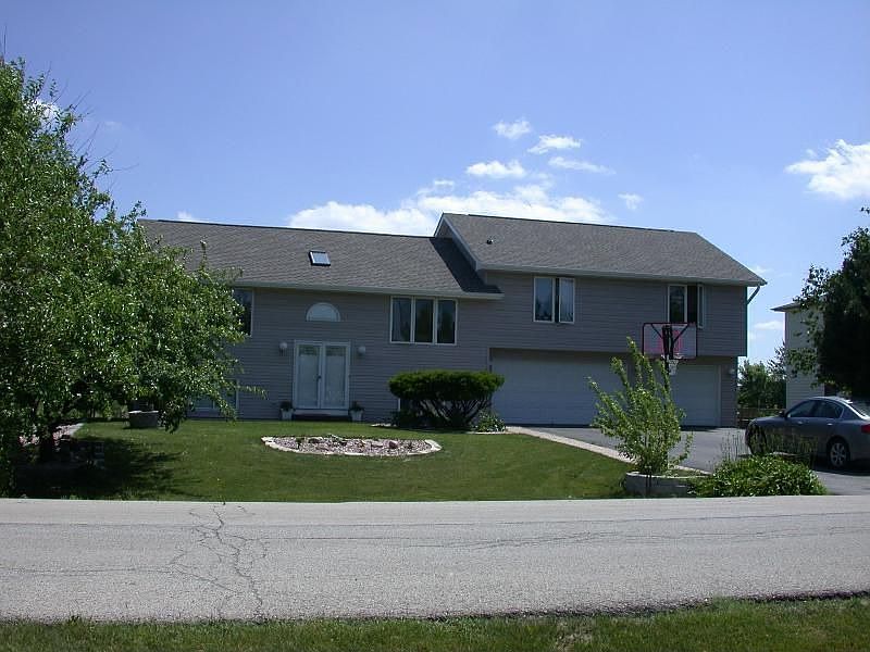 1st image of 26339 W 131st St