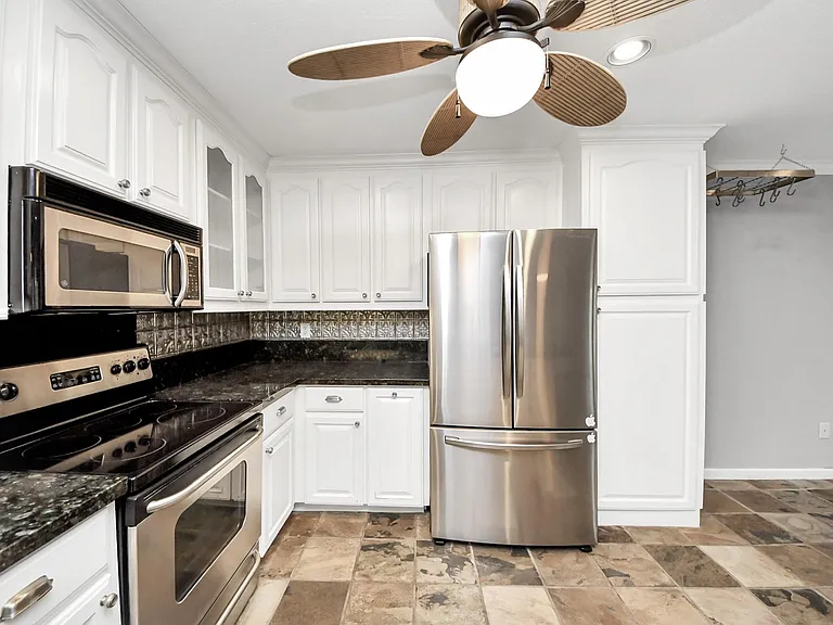 2588 Bering Dr — Photo 15