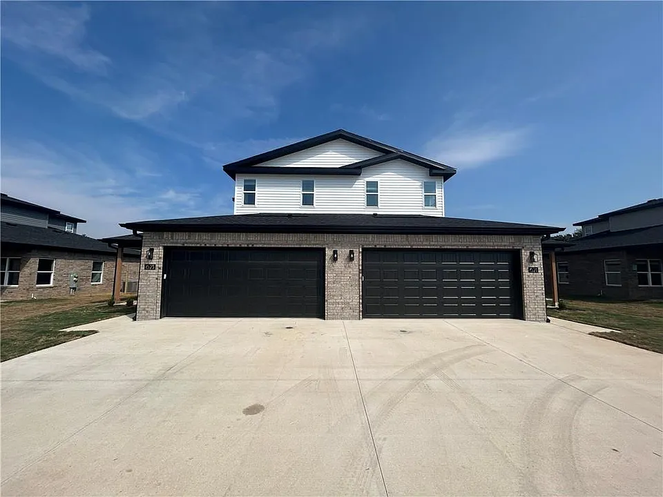 550 Cosmos St #550