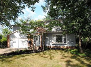 947 Professor Rd, Lyndhurst, OH 44124