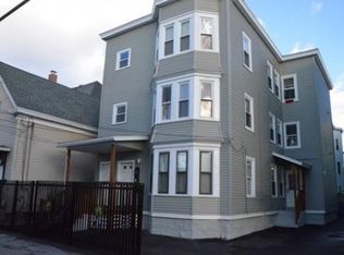 31 Robinson Ct, Lawrence, MA 01841
