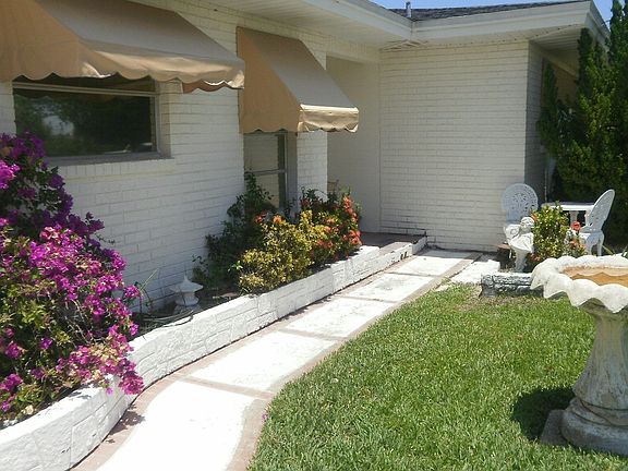 2nd image of 330 Spoonbill Ln