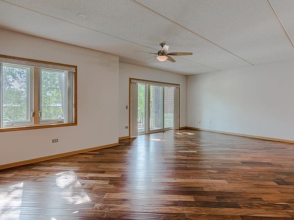 4th image of 8711 W Bryn Mawr Ave APT 203