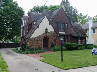 28 Elizabeth St, Battle Creek, MI