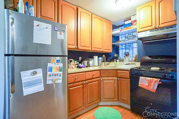 Rented by City Connections Realty | media 31