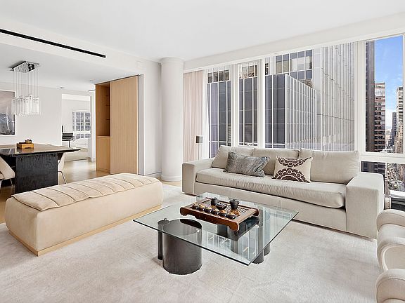 4th image of 135 W 52nd St APT 28B