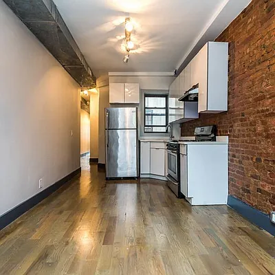Rented by Nooklyn NYC LLC | media 73