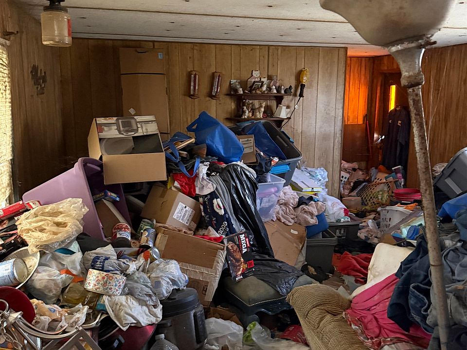 2nd image of 547 1/2 Normandy Way