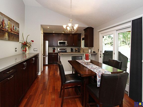 4th image of 5321 S 78th St