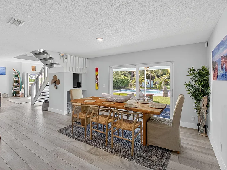 6701 Hillside Ln — Photo 25