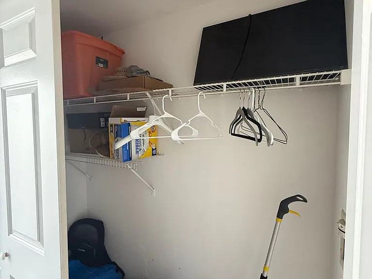 8 Glencoe St #4 — Photo 10